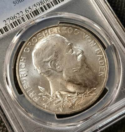 甄臻铺-世界币章拍卖（第38期）立冬小精品场，送拍享返佣金等优惠多多 PCGS-MS65 德国巴登1902年弗里德里希大公登基50周年5马克大银币 顶级高分 丝滑转光 状态很好 