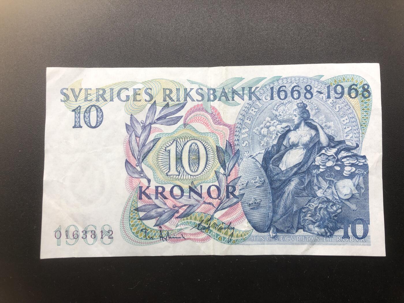 67 EPQ 1979年 新加坡鸟版20元，各版本稀有瑞典1000克朗，持续更新ing 1968年 瑞典中央银行成立300周年 10克朗纪念钞 3张