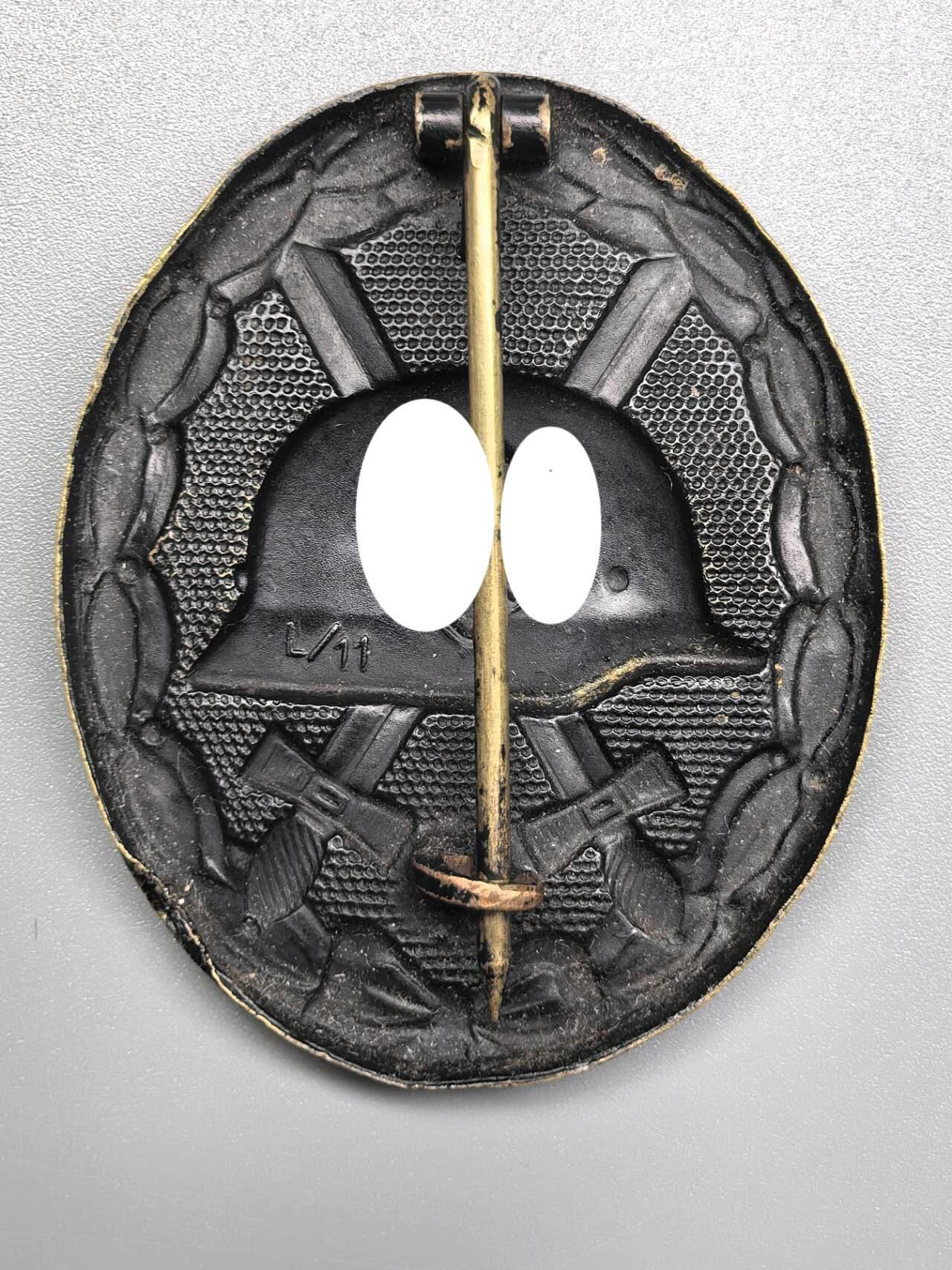 小驴勋章奖章收藏11月8日周六晚6点拍卖（珍爱和平，收藏战争，铭记历史，勿忘国耻，忠党爱国。有偿代拍，送拍规则在简介最后，参拍须阅读规则后再参拍，关系到运费包装发货时效真假辨别等关键信息，拍卖时不再发原图，看大图店主微信码在最后拍品里）