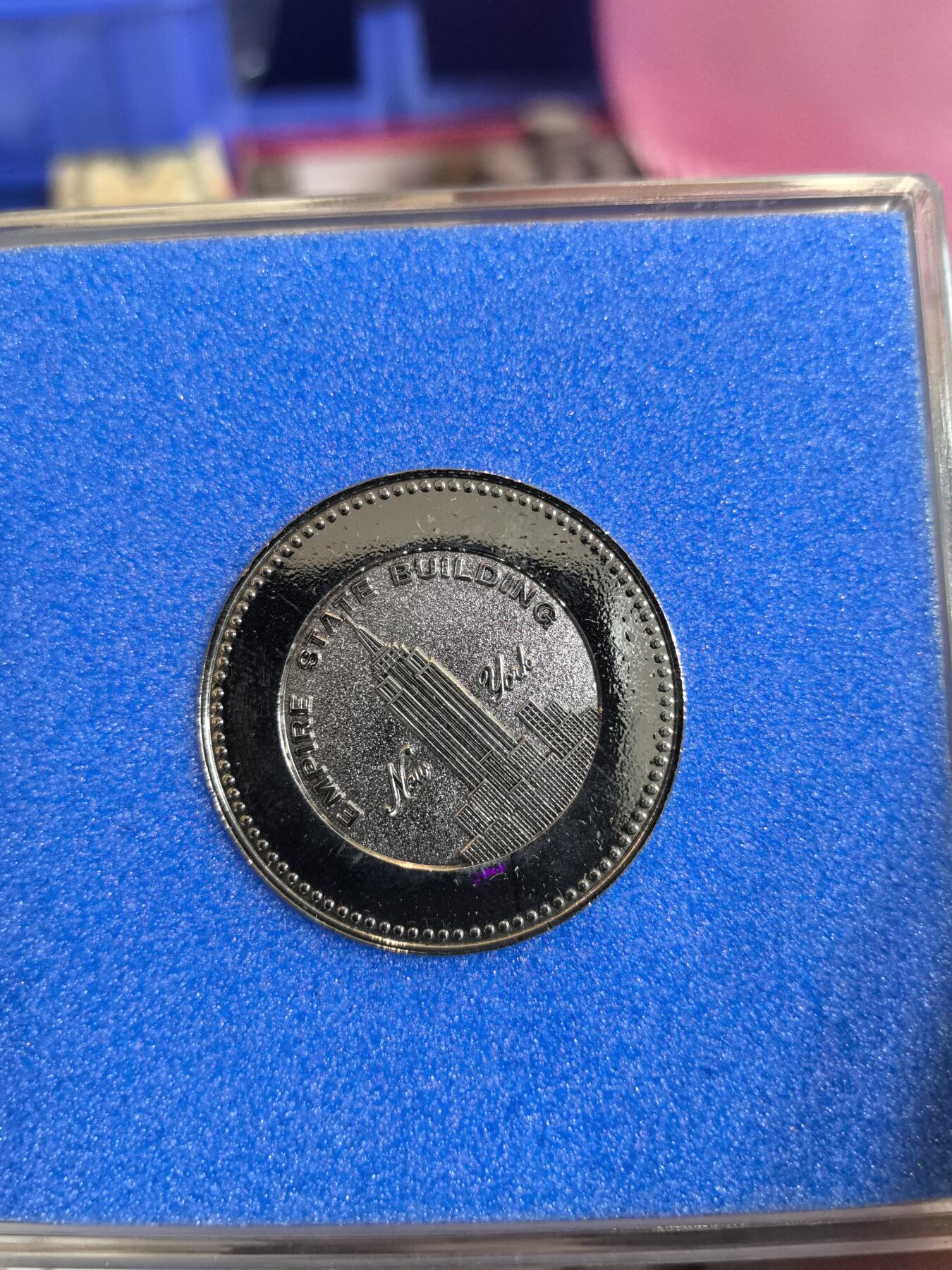 泡泡币外币第二十五场可代拍15038385335微信 纪念章。