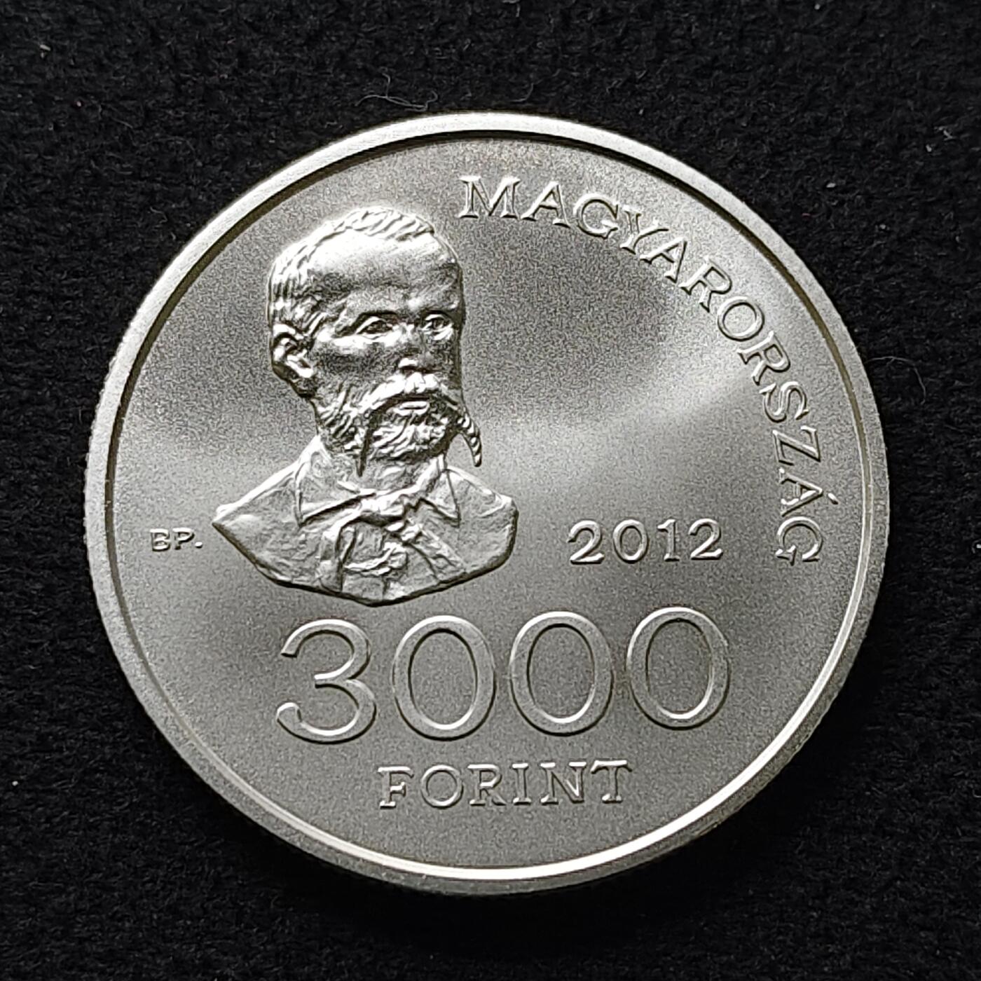 【全场包邮】纯粹捡漏拍477场（免费代拍第14场）调整中 【稀少】匈牙利2012年3000福林伊姆雷·马达奇所著《人类的悲剧》出版150周年纪念银币-量2000