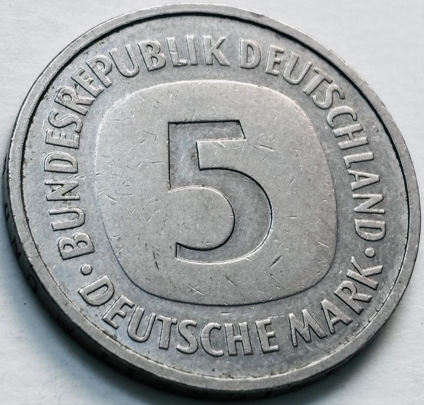 文馨钱币收藏第 279 场，银币，纪念铜章场 长期接收代拍品 1983 年德国 5 马克 F 版