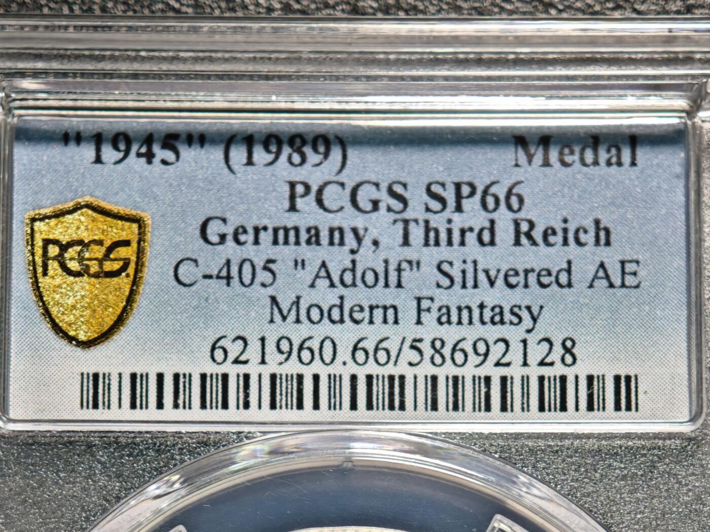 【德藏】世界币章拍卖第152期（拍品征集中~欢迎藏友联系） 后铸 “1945”德国小胡子镀银纪念章  类镜面底板 PCGS SP66（原图请查询PCGS评级公司官网）