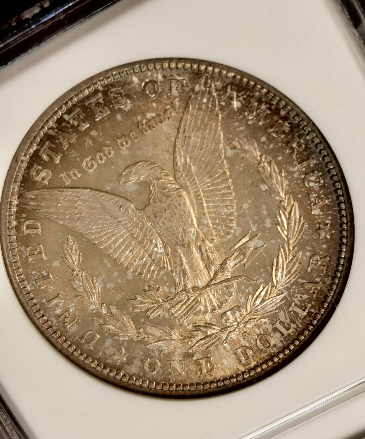 甄臻铺-世界币章拍卖（第38期）立冬小精品场，送拍享返佣金等优惠多多 NGC-MS66 1882年S版摩根，金炫彩包浆，顶级高分，少见年份。参考麦稀奇25年9月底白币成交价2708元