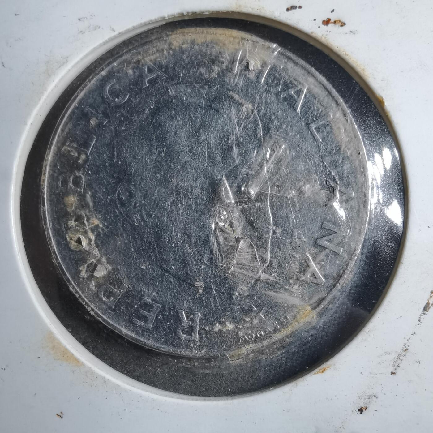 沼泽如烟--第894场 意大利1974年100里拉纪念币