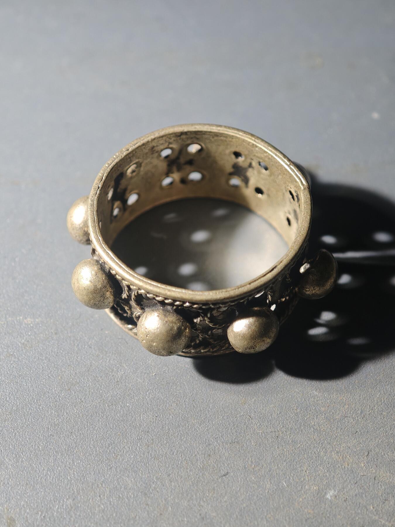 84期回流戒指饰品杂件纪念章丝路钱币专场