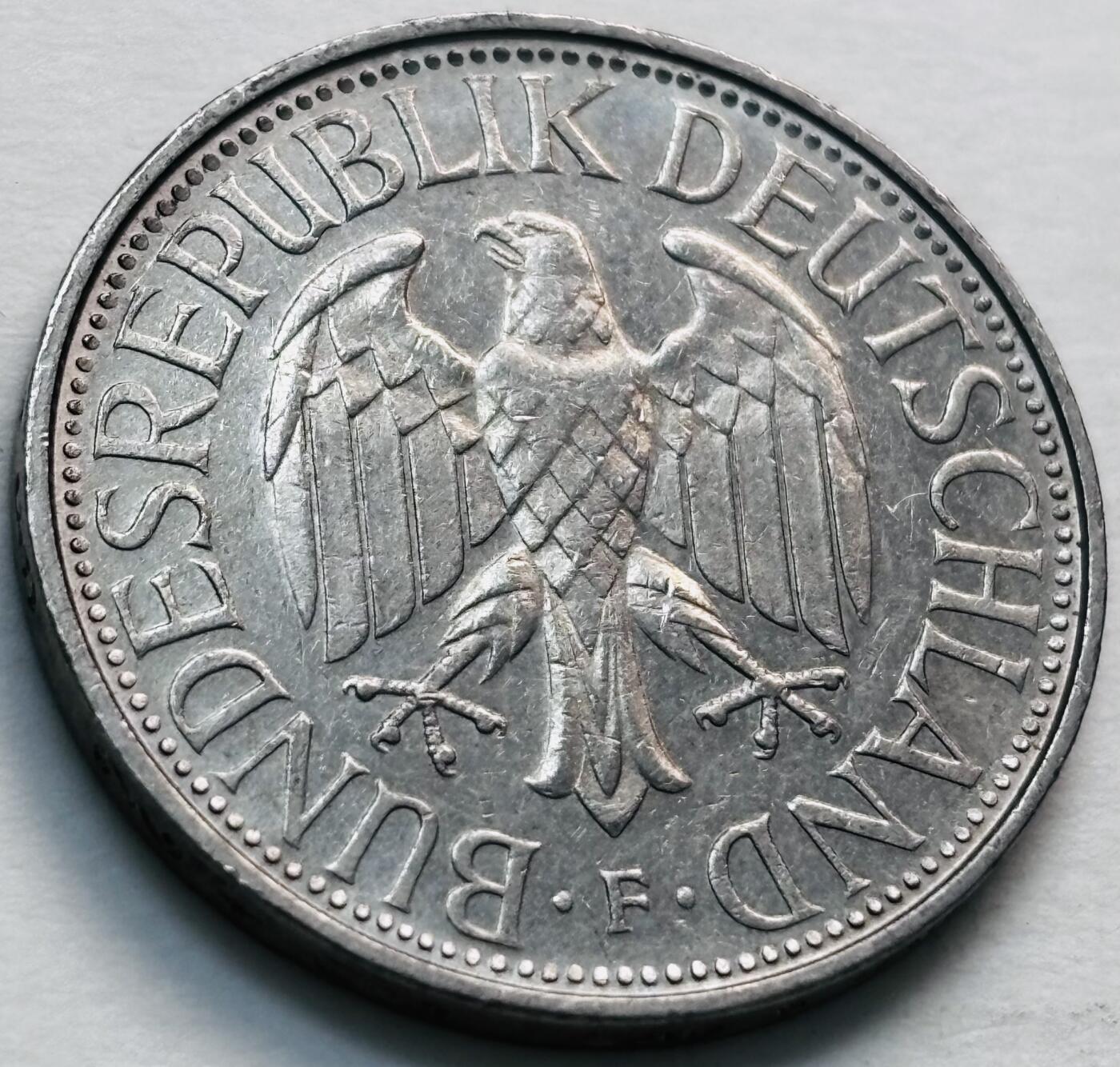 文馨钱币收藏第 279 场，银币，纪念铜章场 长期接收代拍品 1976 年德国 1 马克 F 版