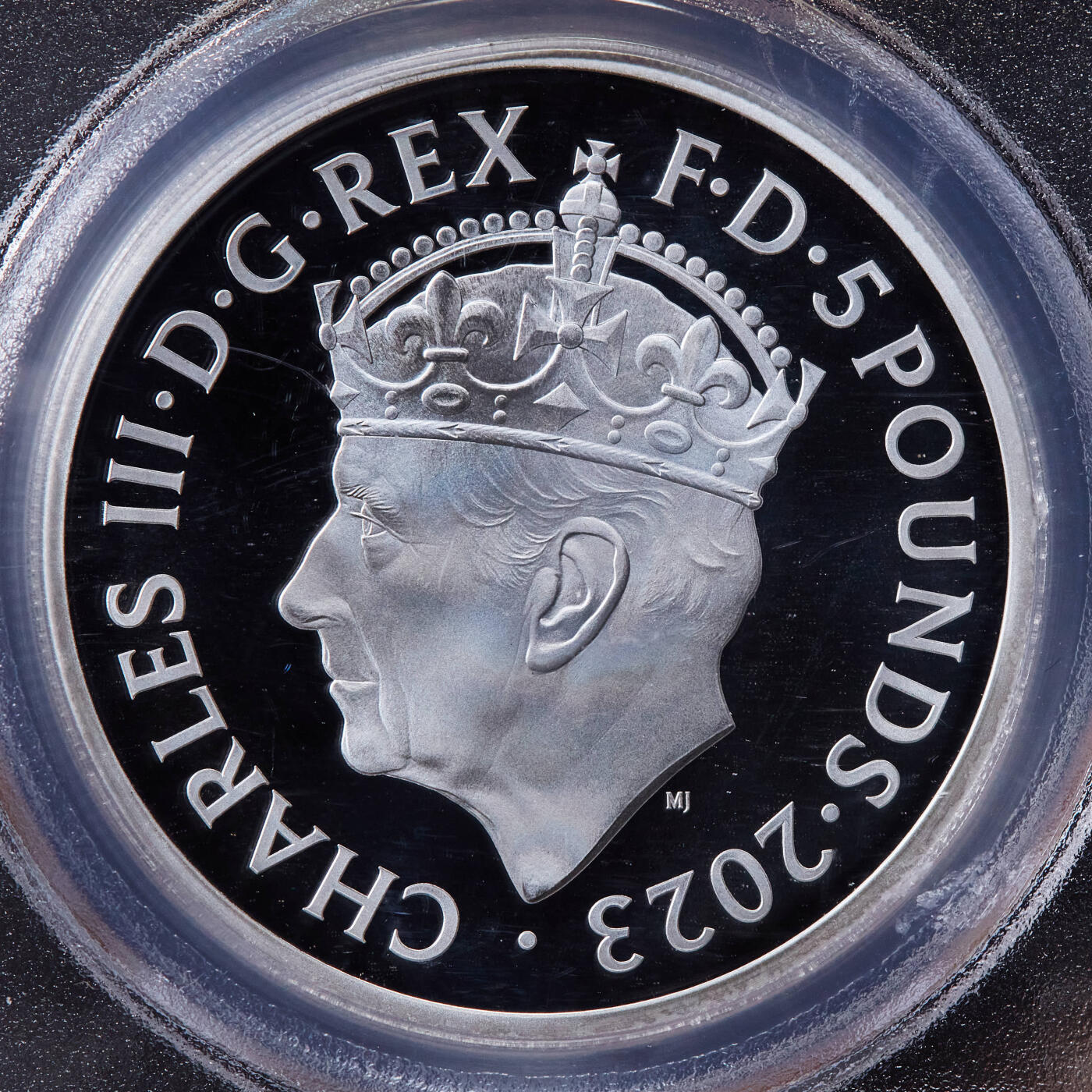 【俄甄集藏】2025年(044)11-12星期三晚 19:30 全场包邮 英国2023年纪念查尔斯三世加冕国王5镑加厚2盎司精制大银币，PCGS PR69DC，重62.86克，999银，发行量1006枚，热门品种，设计精美