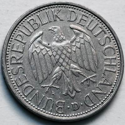 文馨钱币收藏第 279 场，银币，纪念铜章场 长期接收代拍品 - 1983 年德国 1 马克 D 版