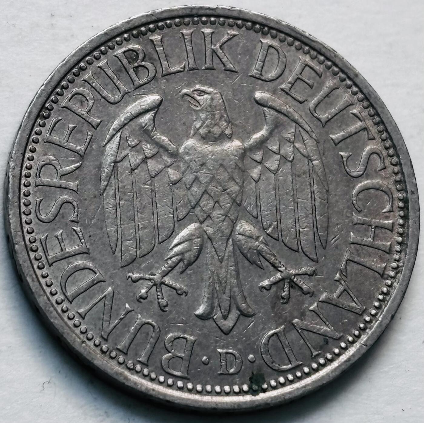 文馨钱币收藏第 279 场，银币，纪念铜章场 长期接收代拍品 1973 年德国 1 马克 D 版