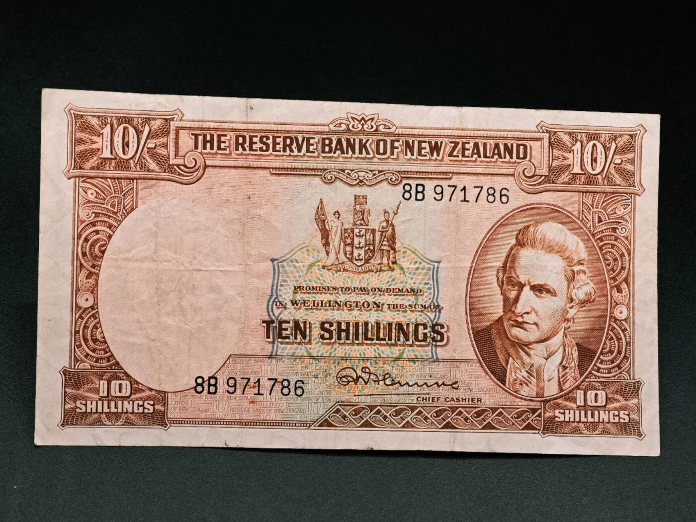 【淘币小摊】实时拍第七百九十一拍   散币纸币套币场   满百包邮可预留二周 每周一统一发货  