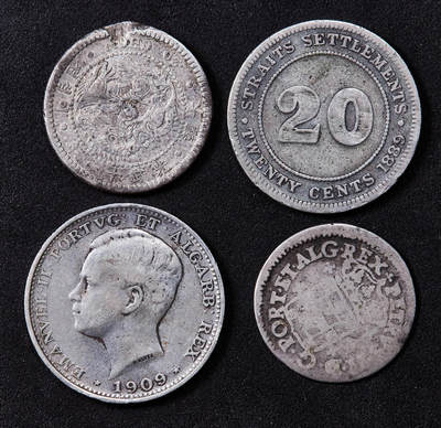 【俄甄集藏】2025年(044)11-12星期三晚 19:30 全场包邮 - 葡萄牙1686-1706年佩德罗二世无纪年50瑞斯银币，葡萄牙1909年曼努埃尔二世200瑞斯银币（独年版），英属海峡1889年年维多利亚20分银币（早起特年），朝鲜帝国1907年李熙光武11年二十钱银币，四枚一组