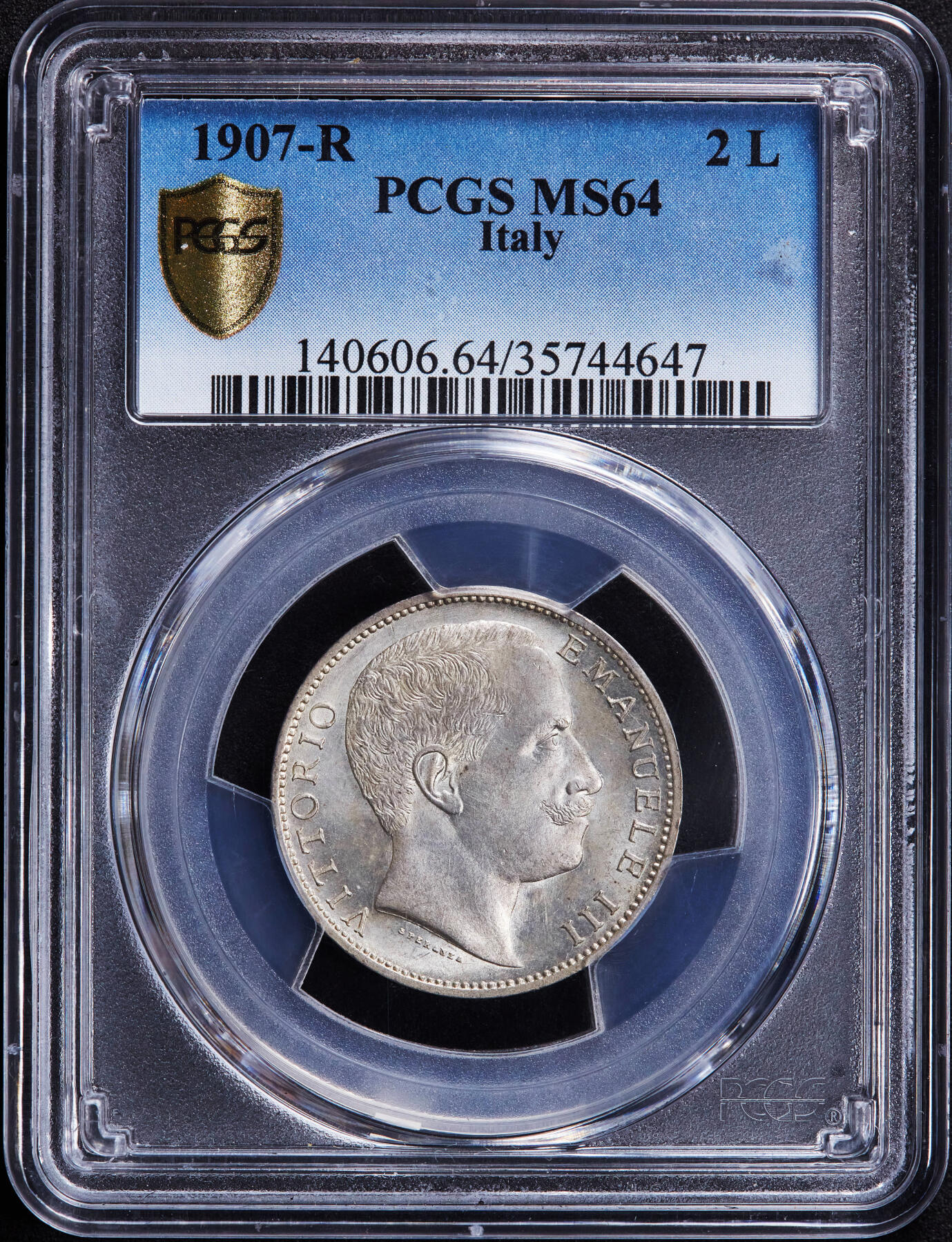 【俄甄集藏】2025年(044)11-12星期三晚 19:30 全场包邮 意大利1907年R版伊曼纽尔三世鹰版2里拉银币，PCGS MS64，唯一冠军，顶级状态，底板凝霜，黄油车轮转光