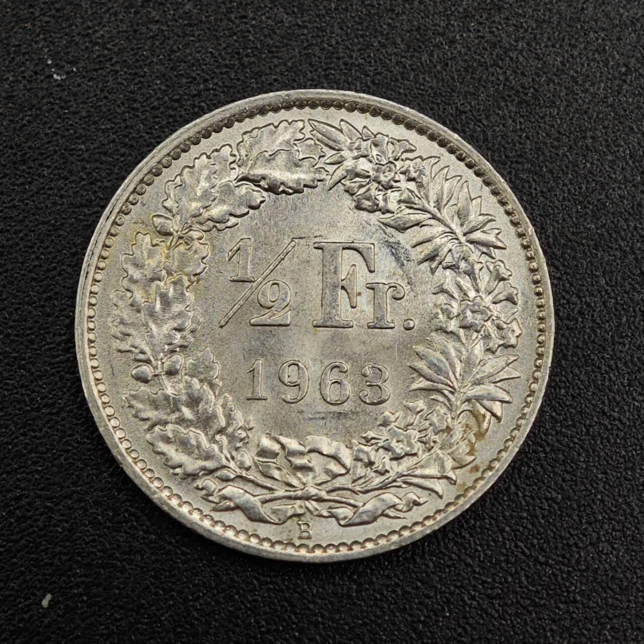 【淘币小摊】实时拍第七百九十一拍   散币纸币套币场   满百包邮可预留二周 每周一统一发货  