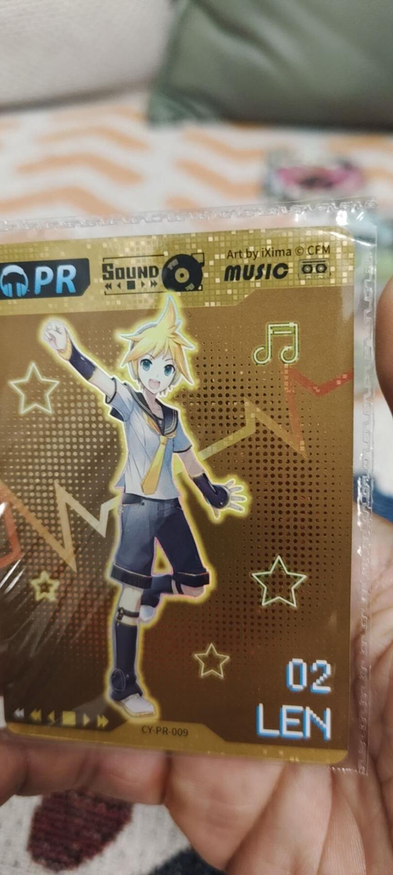 秋原瞳的小店第二十八期（持续收拍，深夜入冬的稀雨，总是静寂的……） 卡游初音原膜活动卡，这张已经绝版，星光背景，很好看实物