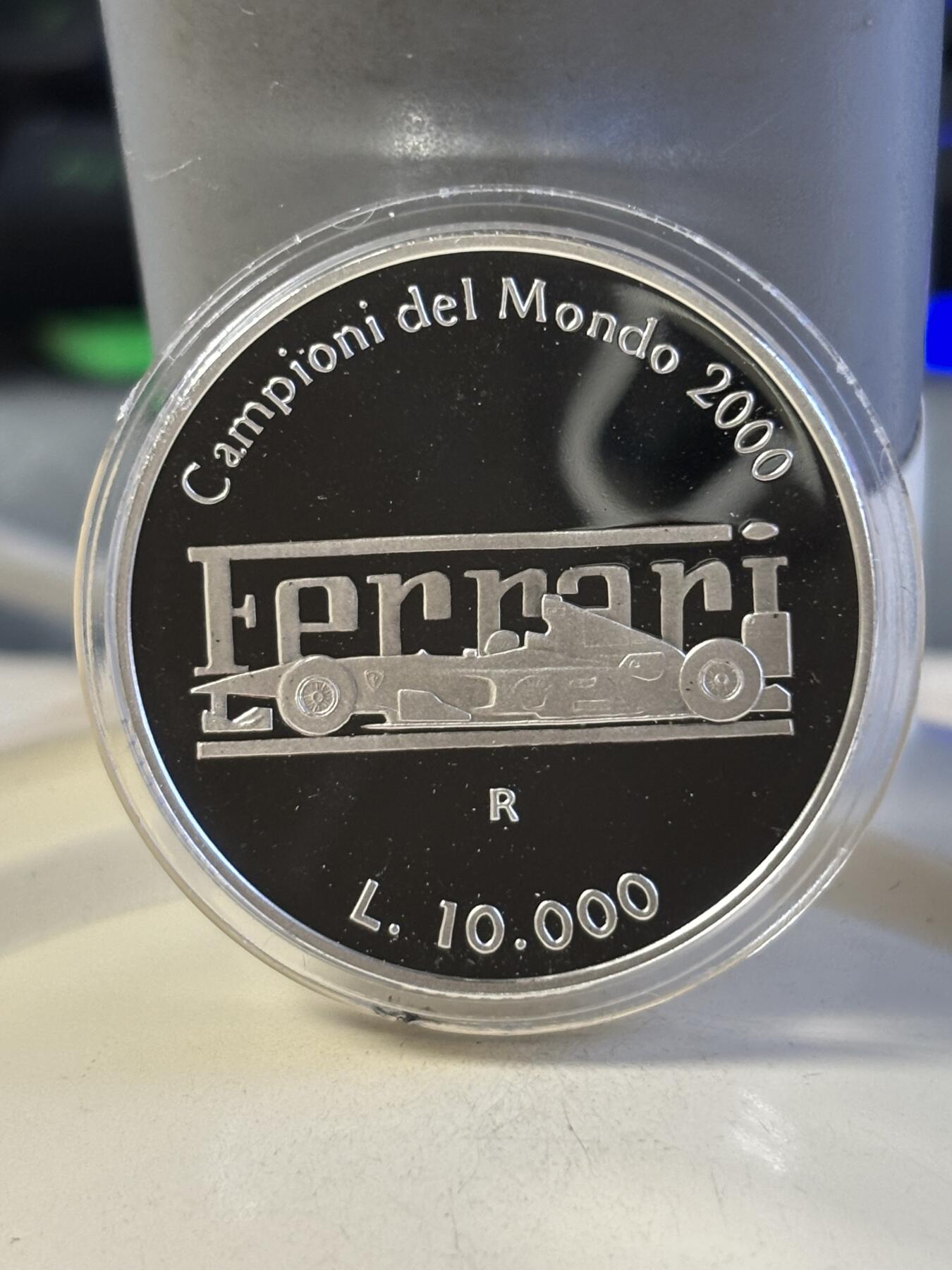第181期拍卖 圣马力诺2001年法拉利世界冠军1万里拉纪念银币，835银，22克