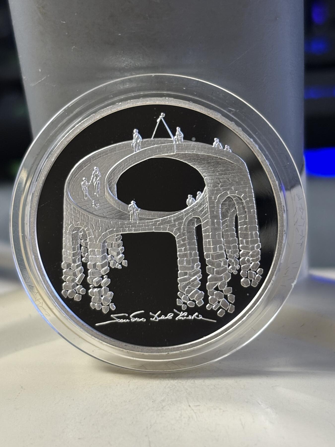 第181期拍卖 瑞士2021年错觉艺术生命之桥20瑞士法郎精制银币，835银，20克，发行5000枚，有氧化