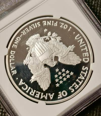 甄臻铺-世界币章拍卖（第38期）立冬小精品场，送拍享返佣金等优惠多多 NGC-PF69UC 美国2005年W厂行走女神一元