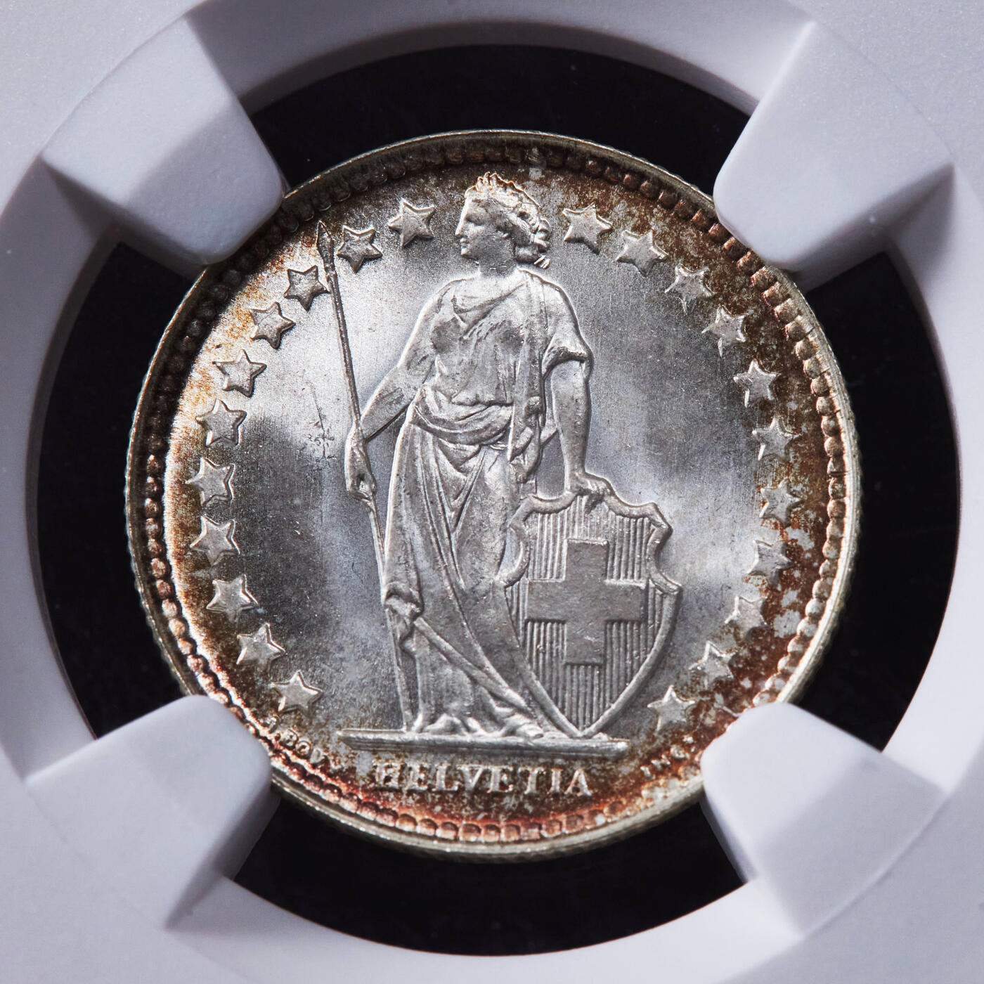 【俄甄集藏】2025年(044)11-12星期三晚 19:30 全场包邮 瑞士1952年B版1/2法郎银币，NGC MS67，冠军分，黄油环彩包浆，车轮转光，顶级状态，无懈可击