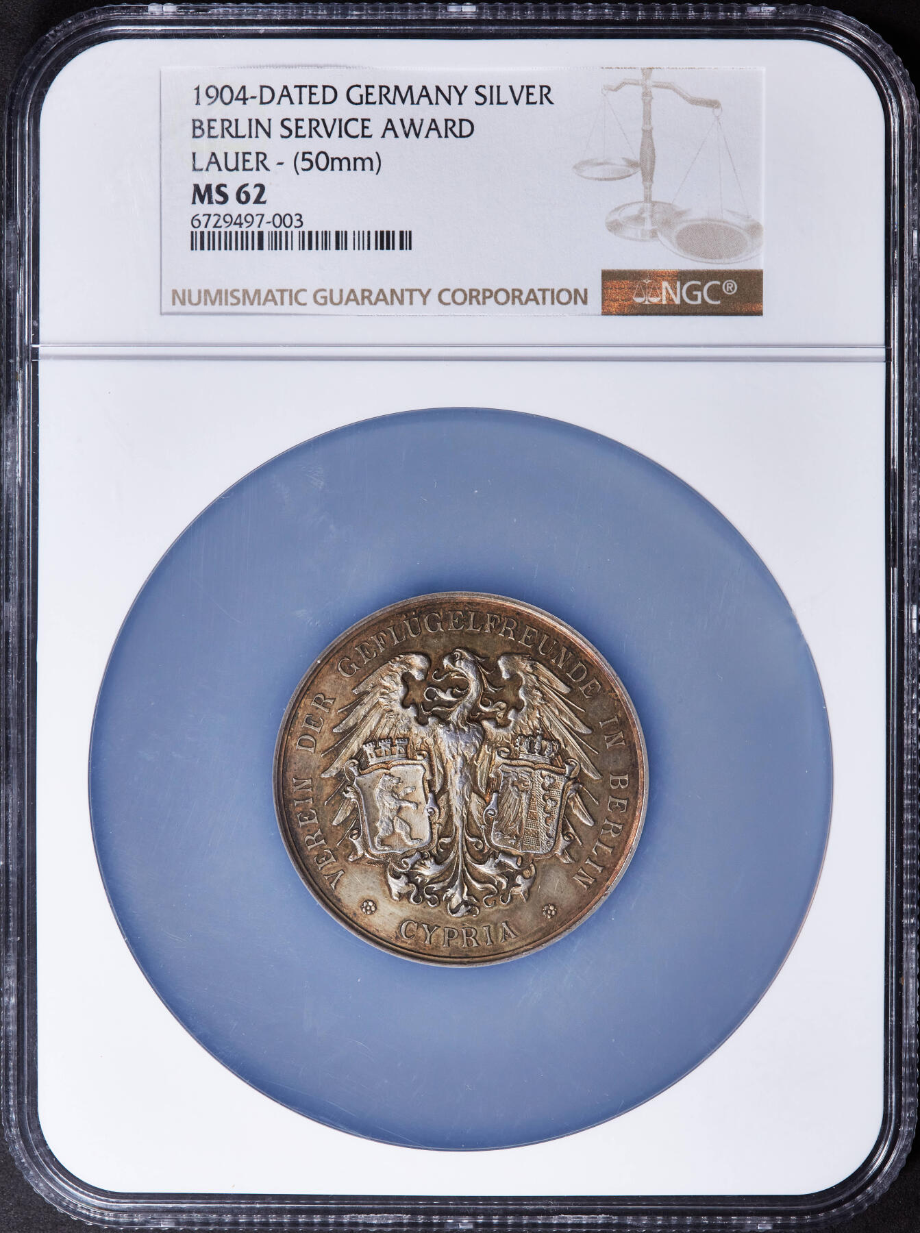 【俄甄集藏】2025年(044)11-12星期三晚 19:30 全场包邮 德国1904年柏林家禽协会荣誉纪念大银章，NGC MS62，黄金五彩老包浆，德国20世纪初农业协会纪念章的代表作品，设计精美，直径50mm