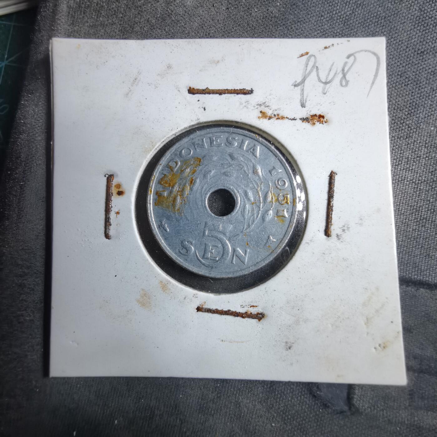 沼泽如烟--第894场 印度尼西亚1951年5分