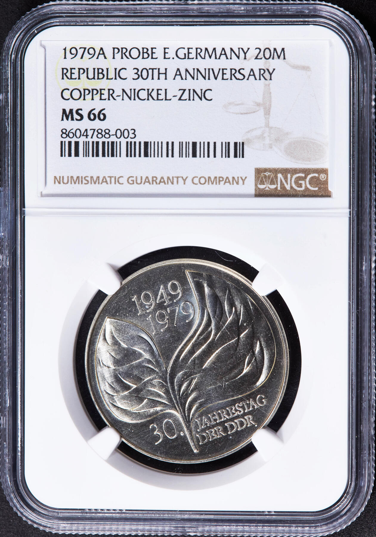 【俄甄集藏】2025年(044)11-12星期三晚 19:30 全场包邮 民主德国（东德）1979年A版纪念共和国成立30周年20马克铜镍样币，NGC MS66，第四名，重15克，发行量10000枚，稀少品种