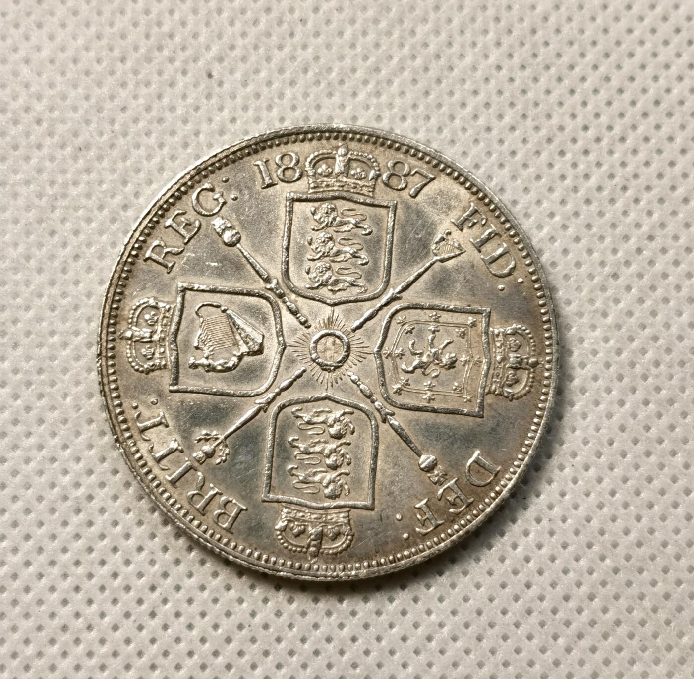 甄臻铺-世界币章拍卖（第38期）立冬小精品场，送拍享返佣金等优惠多多 1887年英国高冠双弗洛林，罗马字体版