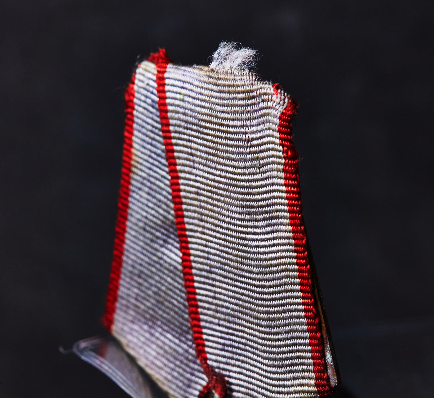 【俄甄集藏】2025年(044)11-12星期三晚 19:30 全场包邮 苏联劳动英勇奖章，银质局部珐琅，酱彩老包浆，早期铜挂版，章体直径：34mm，含纯银23克