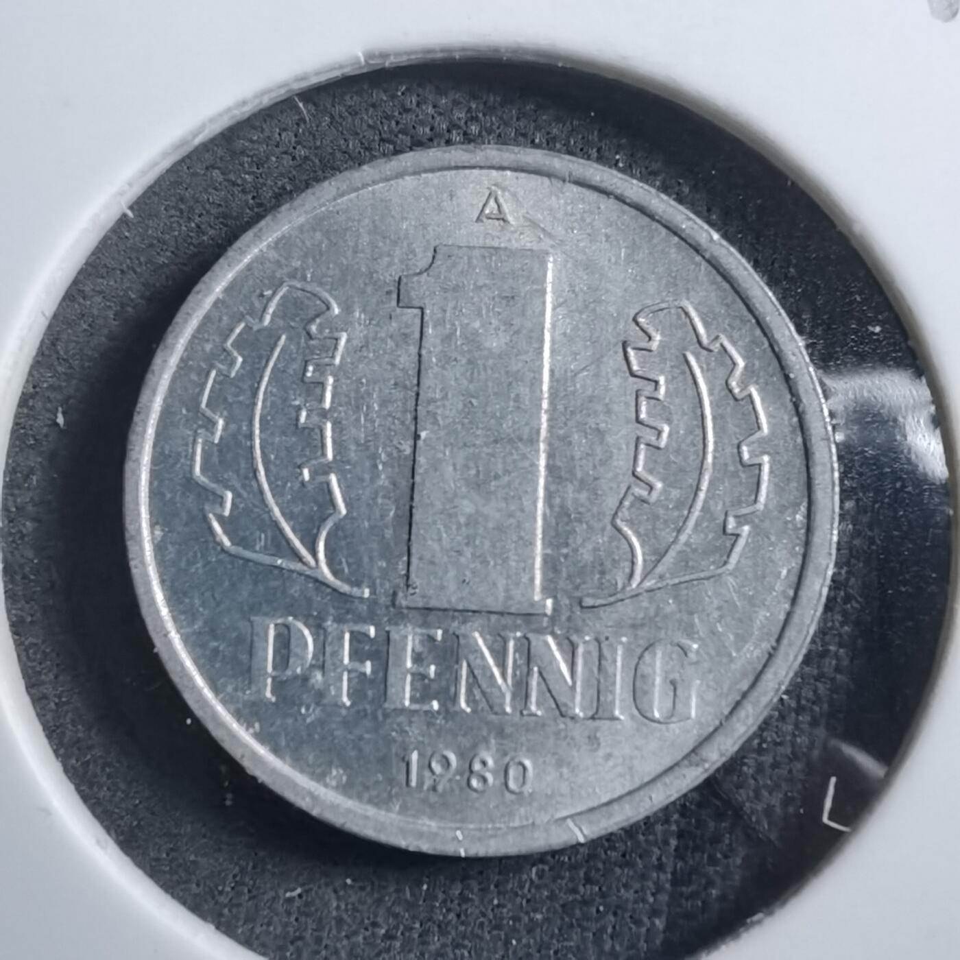 沼泽如烟--第894场 东德1980年1芬尼