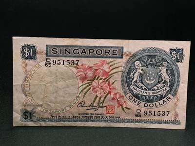 【淘币小摊】实时拍第七百九十一拍   散币纸币套币场   满百包邮可预留二周 每周一统一发货   - 新加坡花版一元