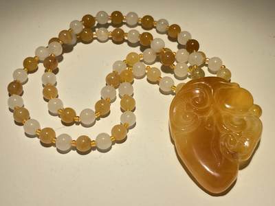 亿嘉拍卖2025年秋季私人典藏拍卖 - 玛瑙毛衣链儿