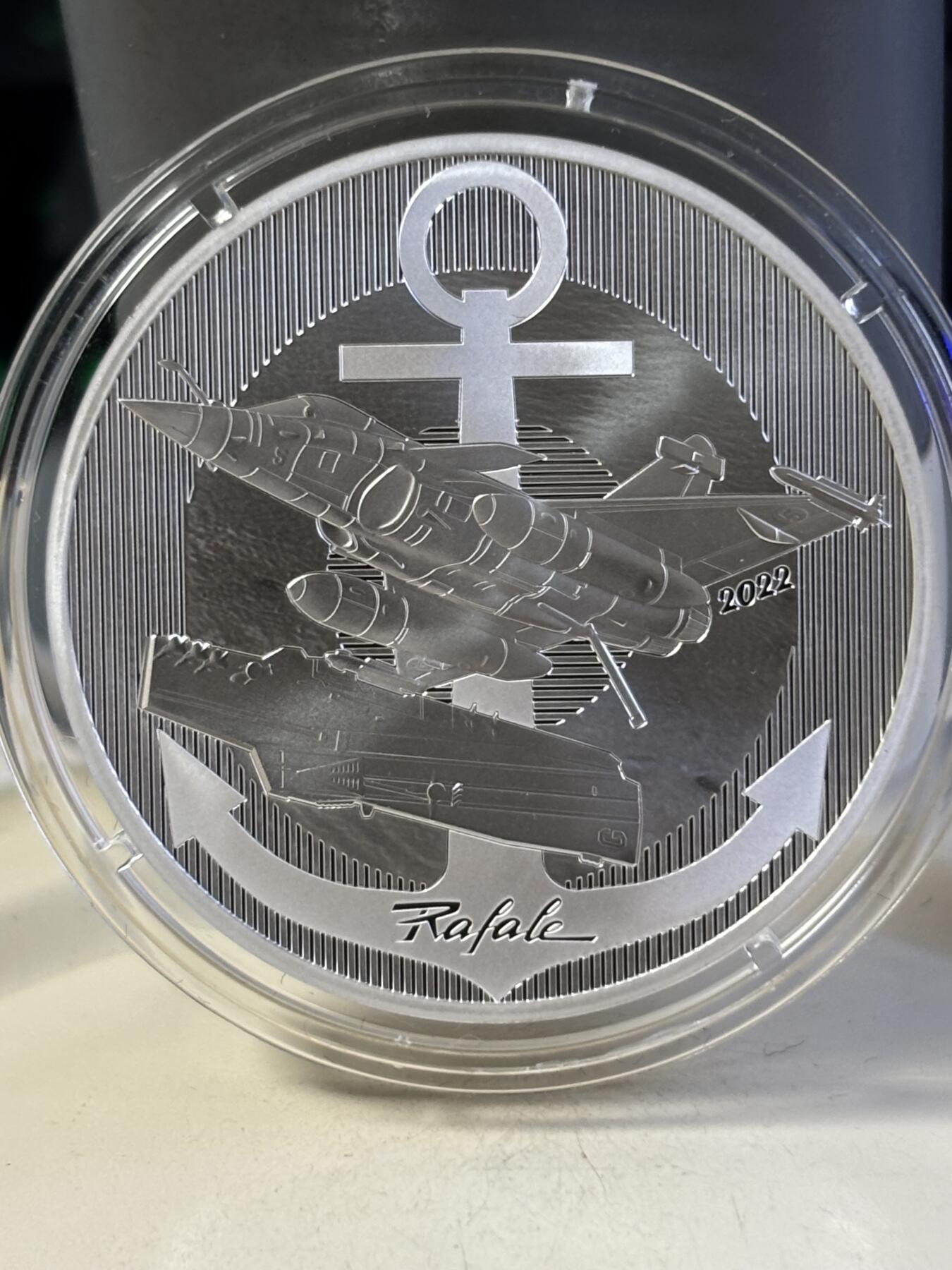 第181期拍卖  法国2022年航空历史-阵风战斗机20周年10欧精制银币，999银，22.2克，发行3000枚