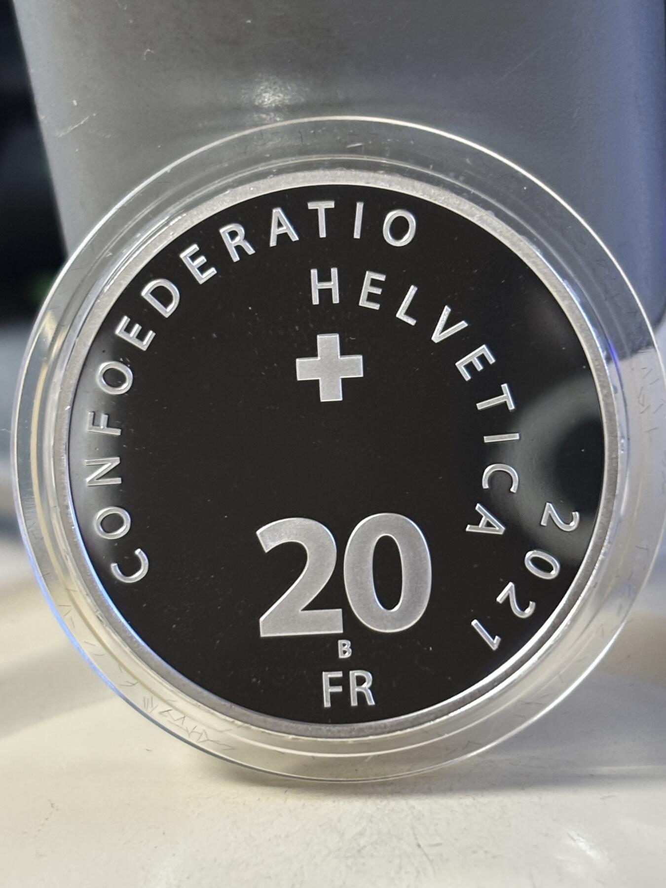 第181期拍卖 瑞士2021年错觉艺术生命之桥20瑞士法郎精制银币，835银，20克，发行5000枚，有氧化