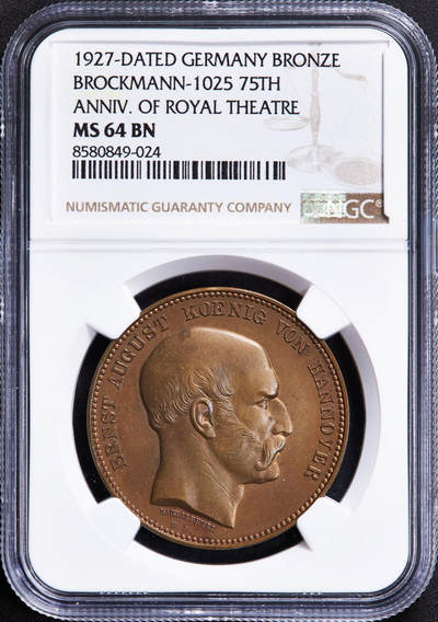 【俄甄集藏】2025年(044)11-12星期三晚 19:30 全场包邮 - 德国魏玛1927年原汉诺威国王恩斯特·奥古斯特头像纪念汉诺威皇家剧院建成75周年铜章，NGC MS64，原铜光，顶级状态，少见品种