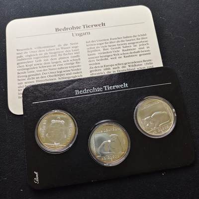 【全场包邮】纯粹捡漏拍477场（免费代拍第14场）调整中 - 【黑卡·少见】匈牙利1985年200福林黑卡装野生动物保护3枚全银币套装-带证书5000套