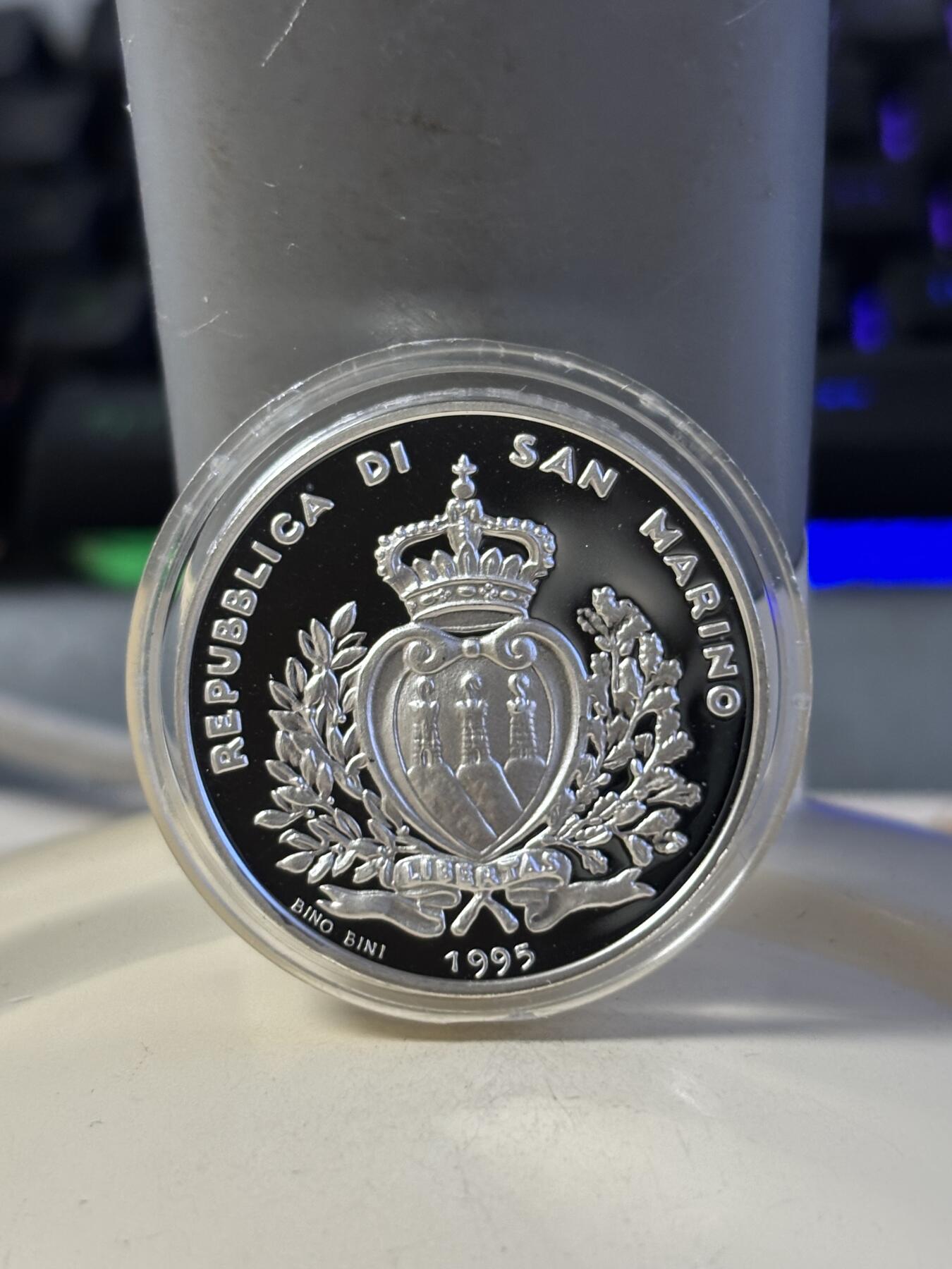 第181期拍卖 圣马力诺 1995年 阿美利哥·韦斯普奇号训练舰 5000里拉精制纪念银币，835银，18克