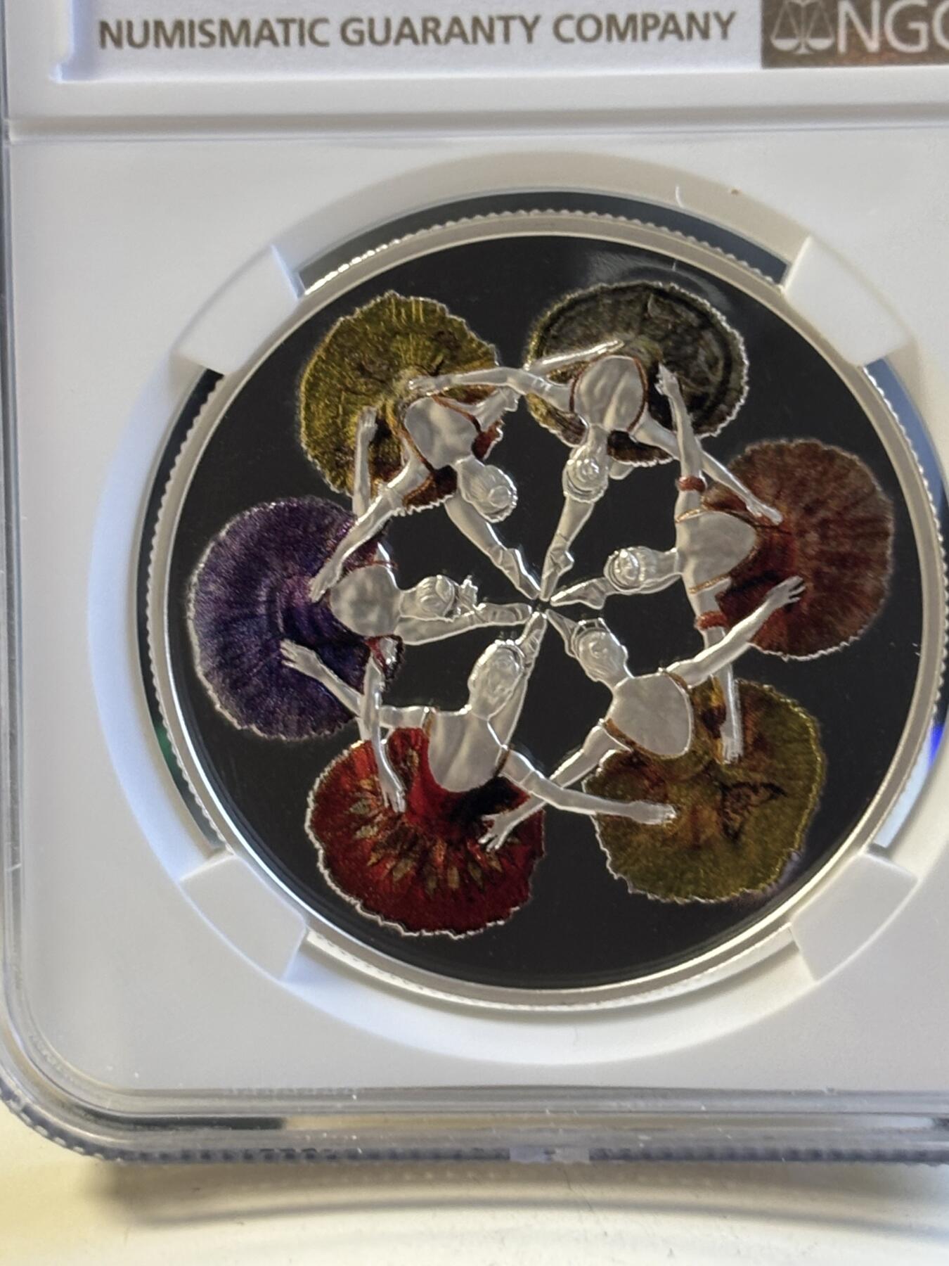 第181期拍卖  加拿大2014年温拿芭蕾舞团75周年20元精制彩色银币 NGC -PF69带原盒及证书,9999银，31.6克