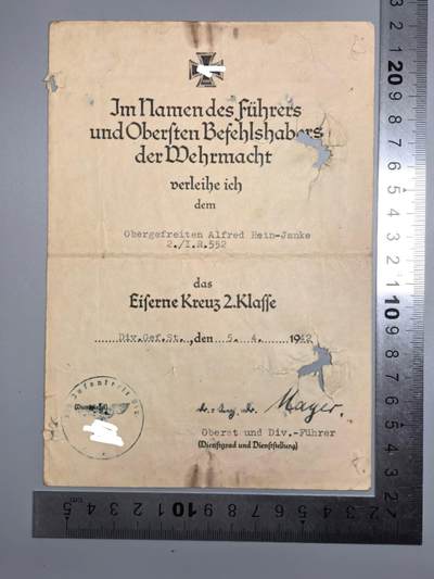 小驴勋章奖章收藏11月8日周六晚6点拍卖（珍爱和平，收藏战争，铭记历史，勿忘国耻，忠党爱国。有偿代拍，送拍规则在简介最后，参拍须阅读规则后再参拍，关系到运费包装发货时效真假辨别等关键信息，拍卖时不再发原图，看大图店主微信码在最后拍品里） - 第552步兵团第2营士兵阿尔弗雷德的EKII证书，师长签发