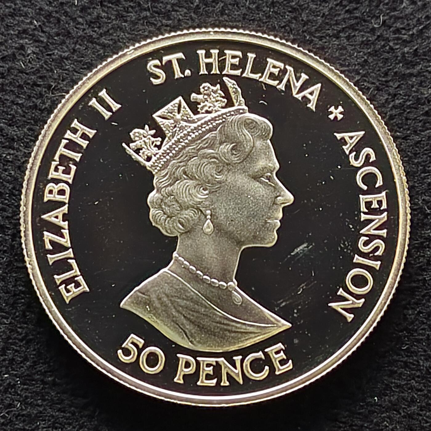 【全场包邮】纯粹捡漏拍477场（免费代拍第14场）调整中 圣赫勒拿和阿松森1986年50便士安德鲁·阿尔伯特·克里斯琴和莎拉·弗格森皇家婚礼精制克朗型纪念银币