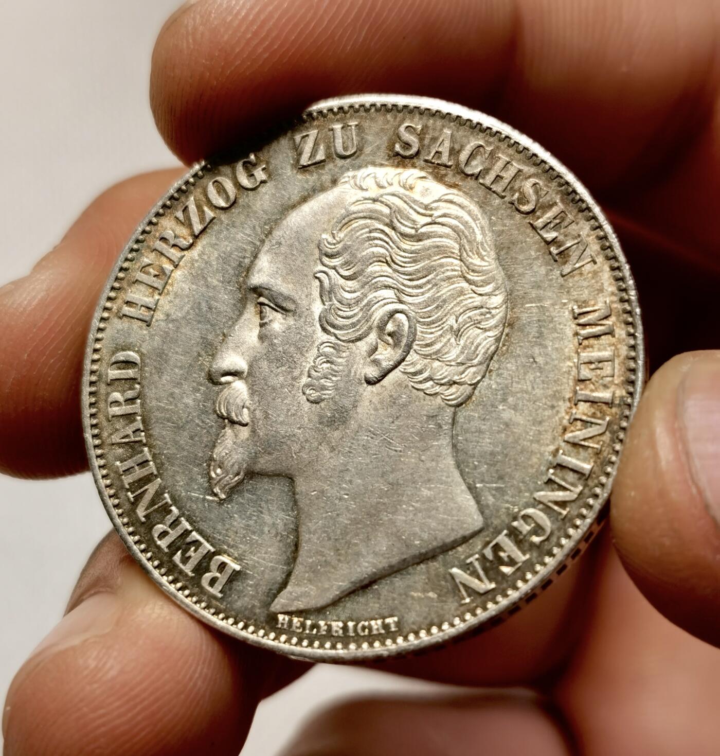 甄臻铺-世界币章拍卖（第38期）立冬小精品场，送拍享返佣金等优惠多多 德国 1854 萨克森-梅宁根 伯恩哈德二世 2盾 稀少品种 转光包浆都很不错 品相同样难得