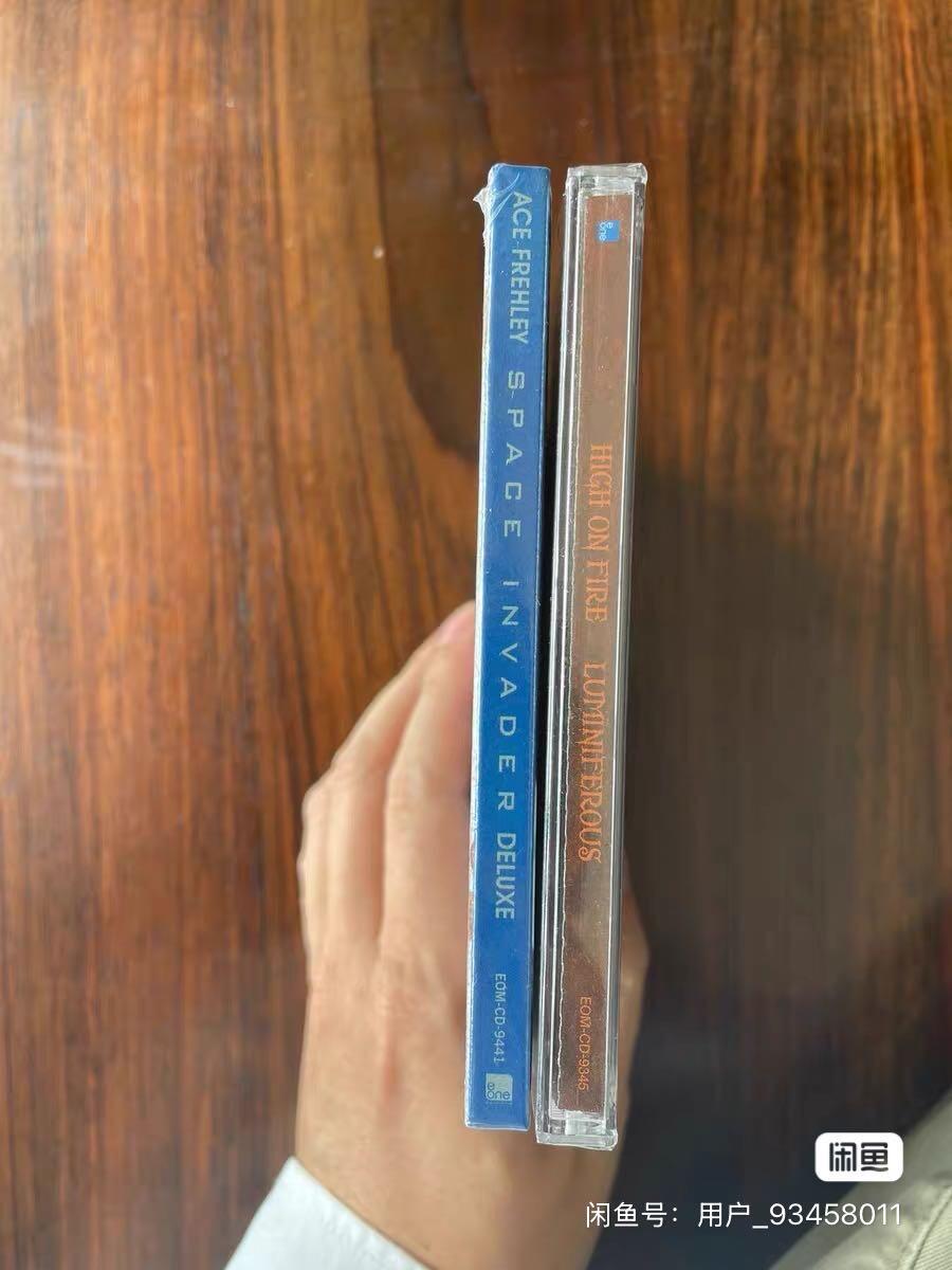 两张美版硬摇 全新未拆