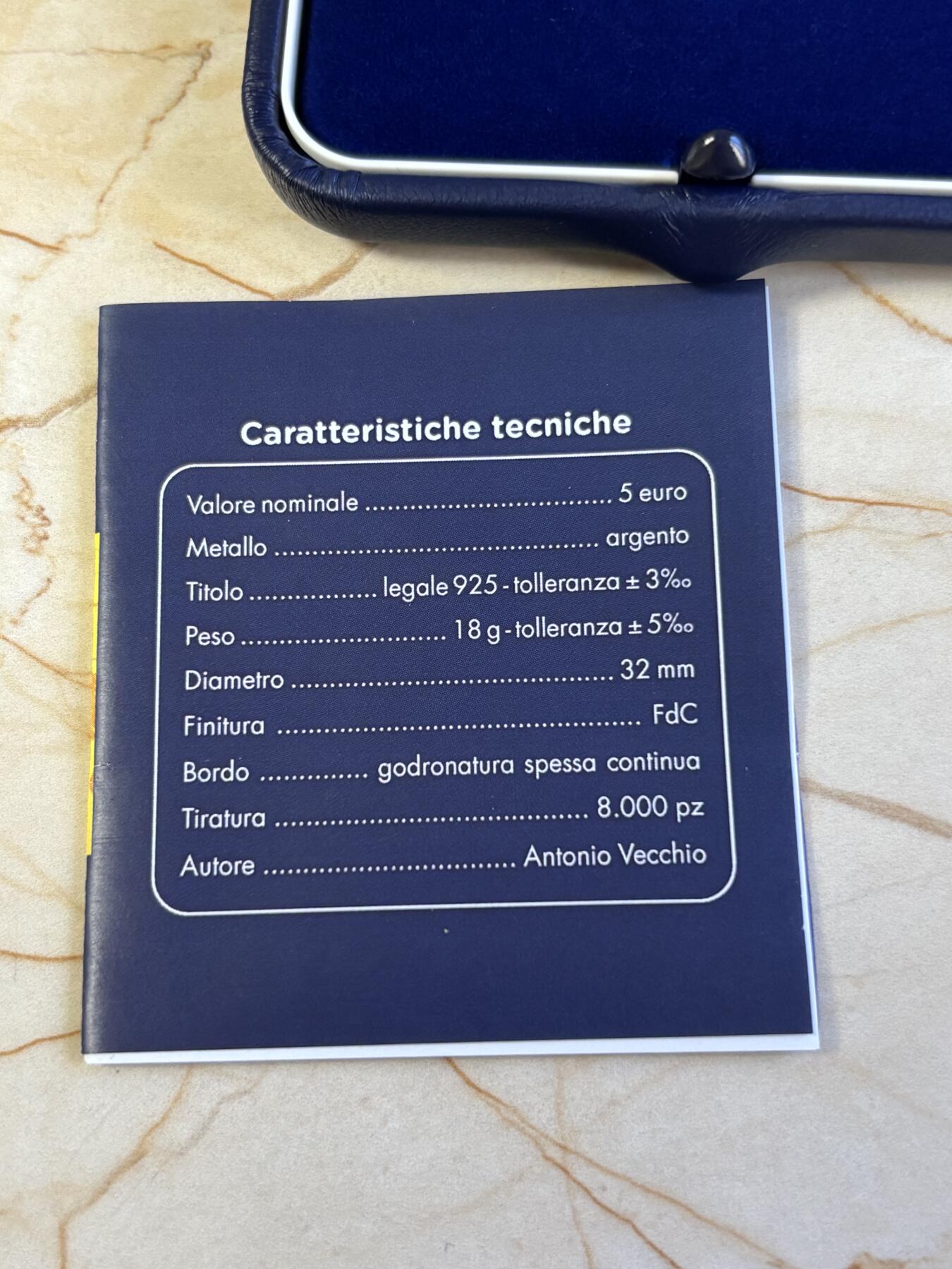 第181期拍卖 意大利2022年一级方程赛车蒙扎赛道5欧精制纪念银币盒证齐 ，925银，18克，发行8000枚