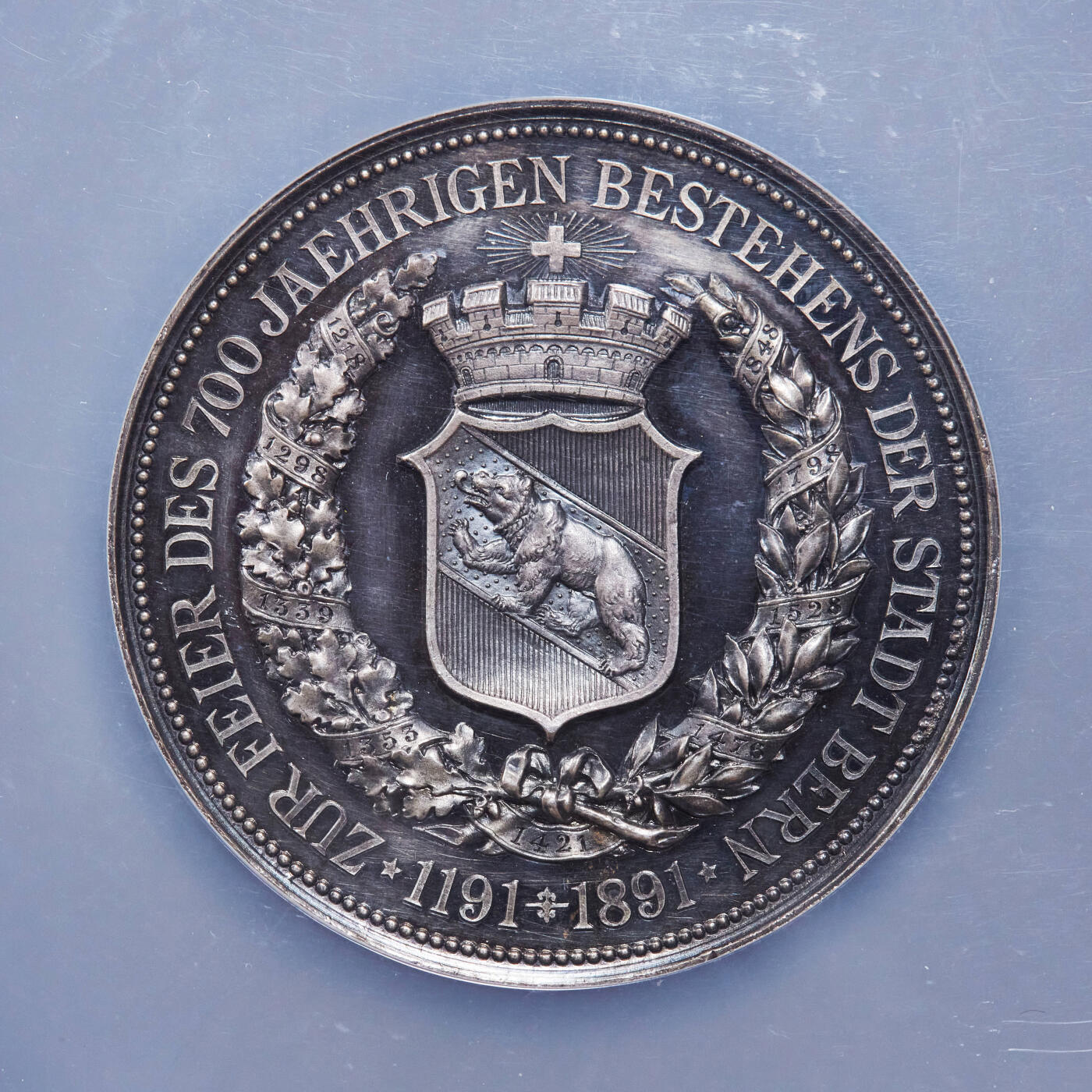 【俄甄集藏】2025年(044)11-12星期三晚 19:30 全场包邮 瑞士1891年纪念伯尔尼建城700周年大型银章，NGC MS63，高浮雕，五彩酱彩老包浆，底板凝霜，名誉品种，味道极佳，直径50mm