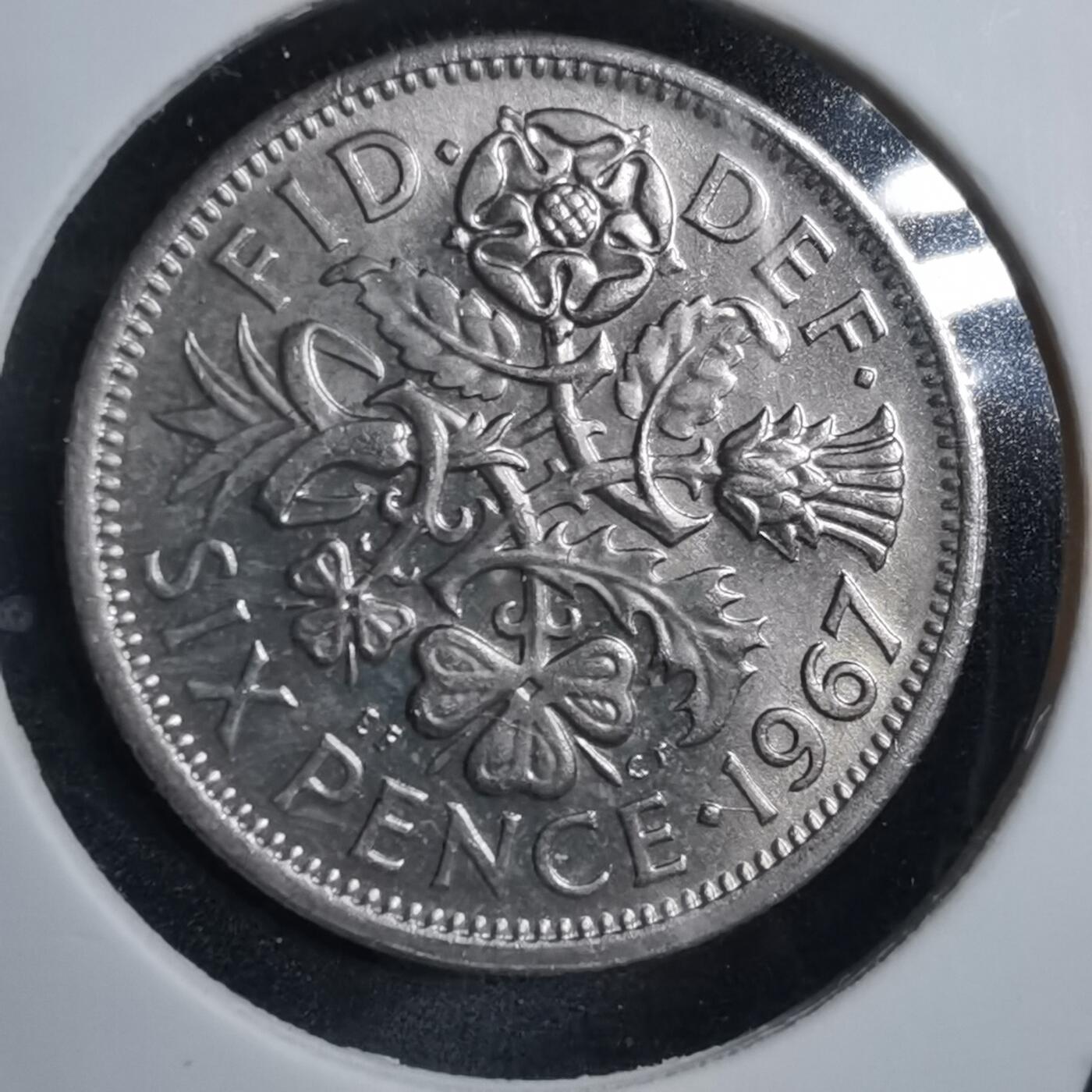 沼泽如烟--第894场 英国1967年6便士