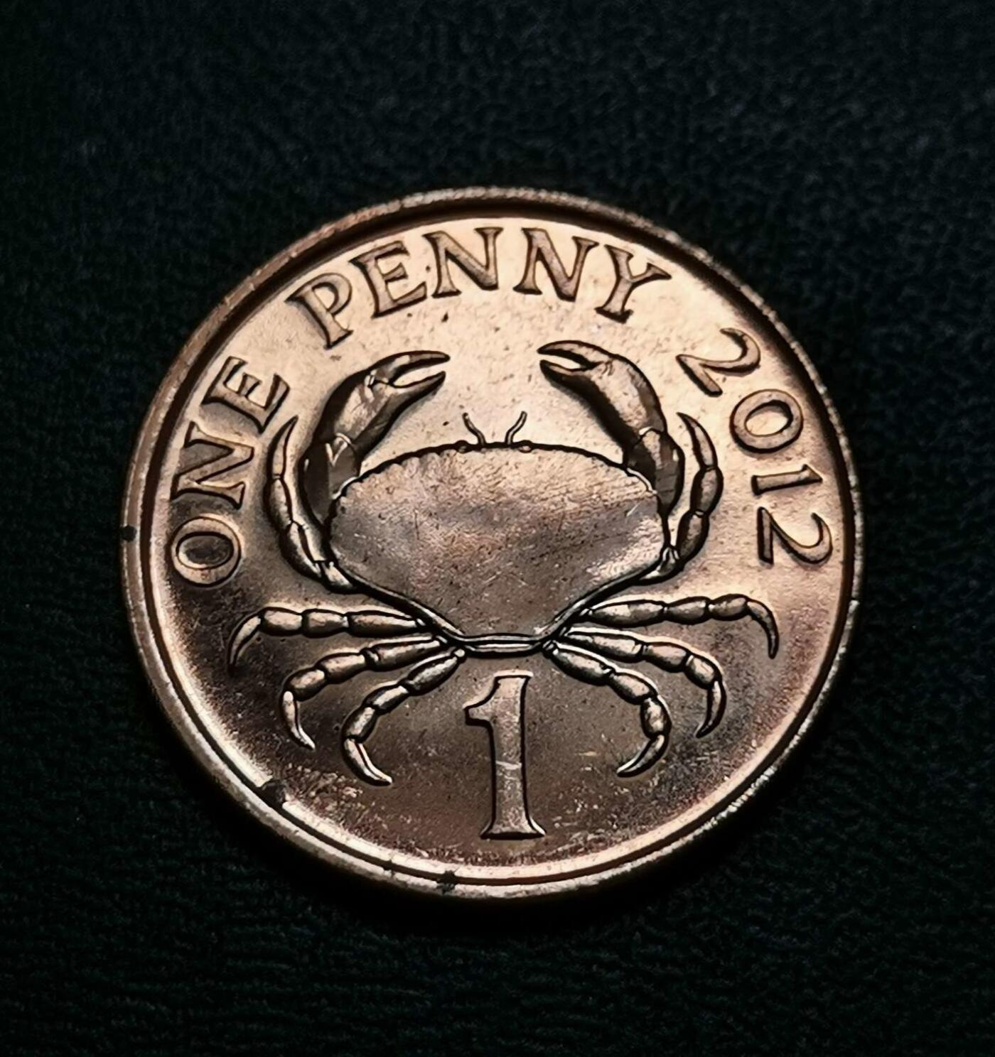 世界各国普、纪币捡漏专场(第十八场) 【绝版】2012年伊丽莎白二世女王英属根西岛螃蟹一便士