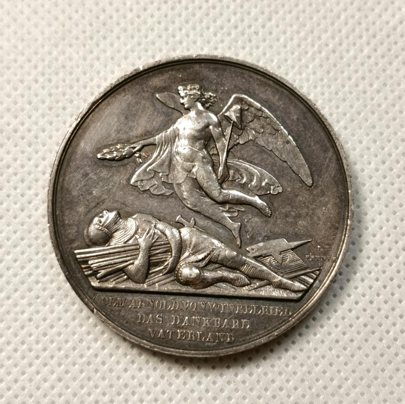 甄臻铺-世界币章拍卖（第38期）立冬小精品场，送拍享返佣金等优惠多多 Frener～1853年瑞士卢塞恩射击节银章 直径：41mm，34g，早期的射击节品种，比较少见，品相普遍欠佳，评级没有分数和AU的较多 未流通状态