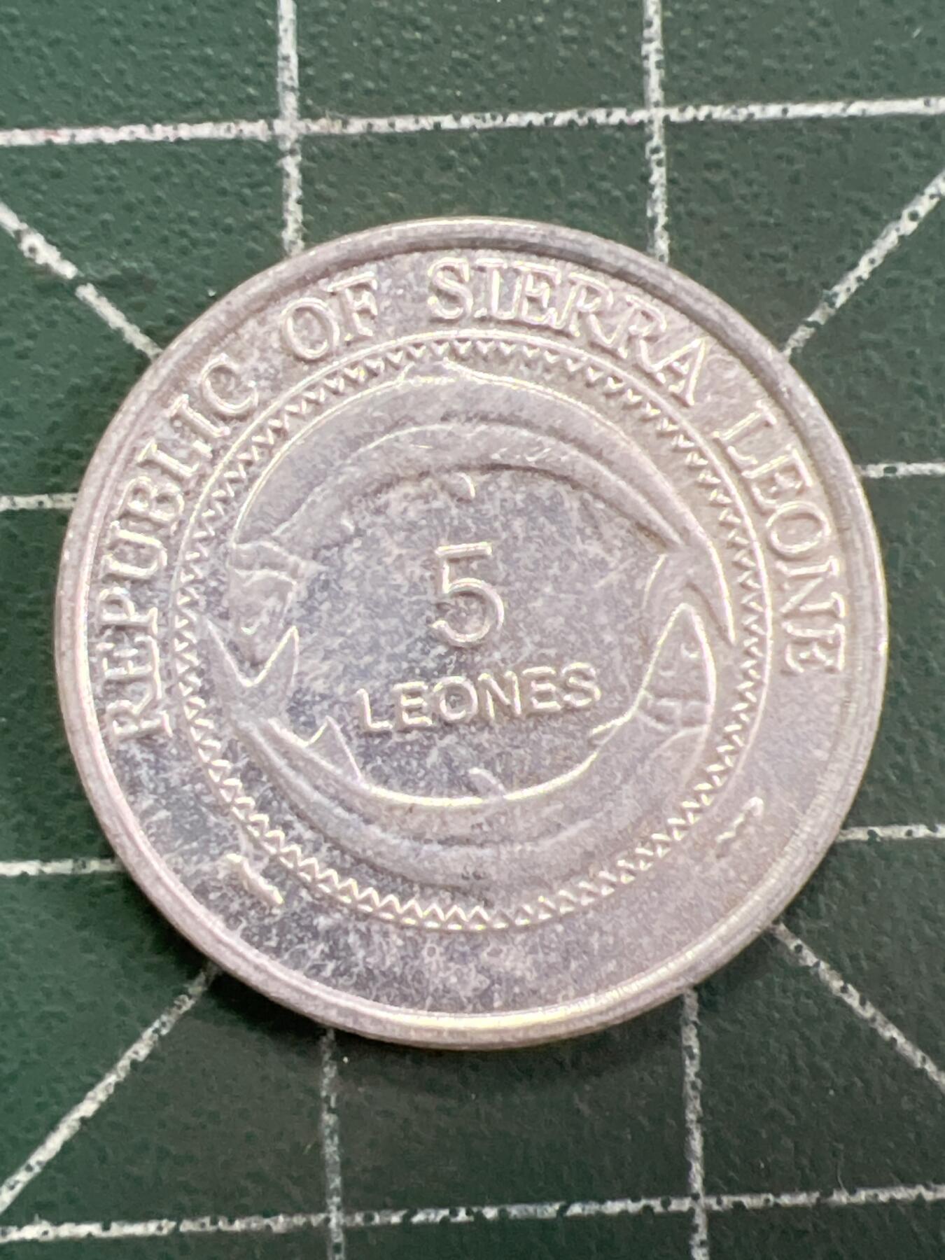 第1042 硬币专场 （无押金，捡漏，全场50包邮，偏远地区除外，接收代拍业务，本店十天发一次货） 塞拉利昂 5利昂