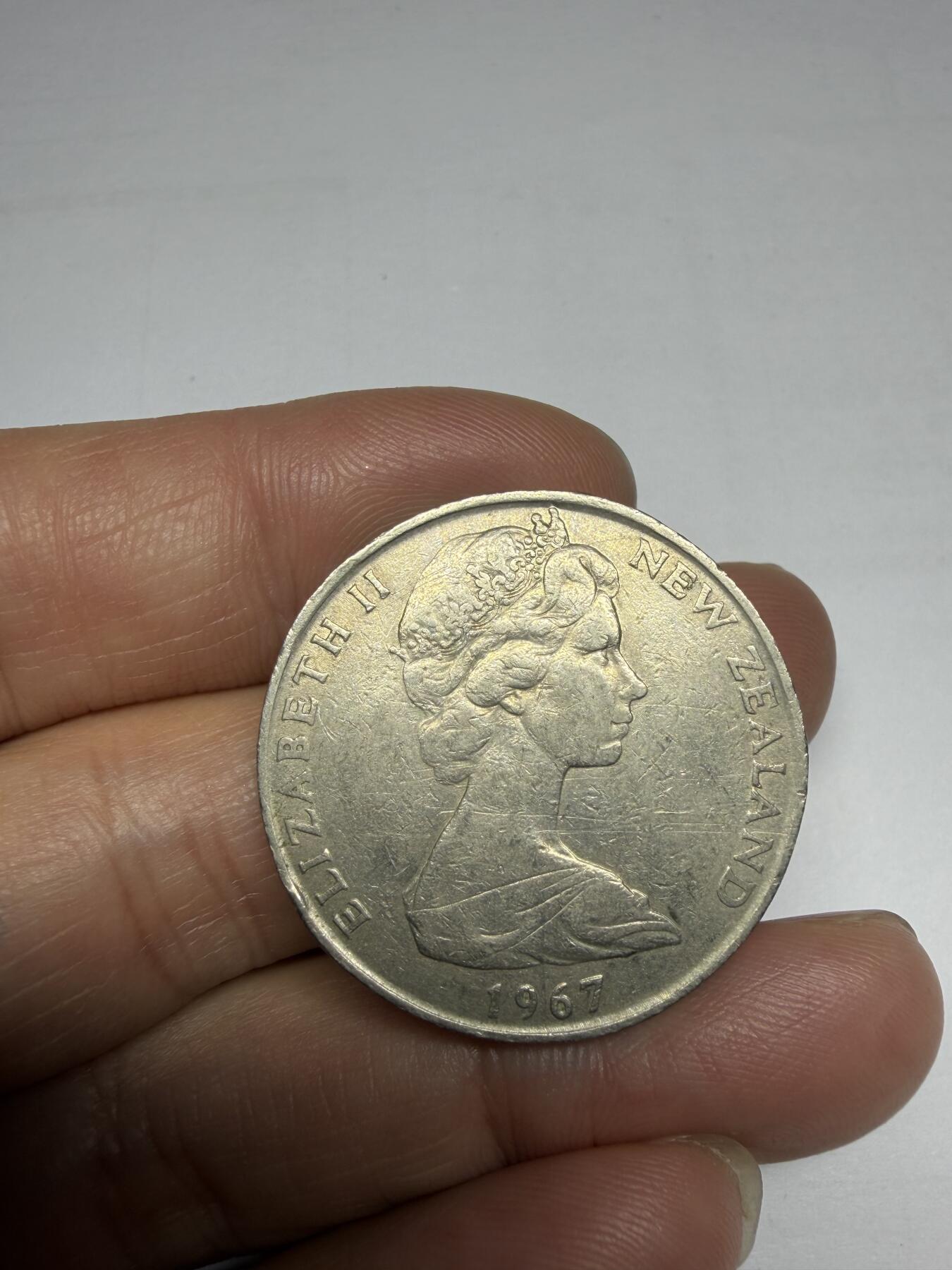 2025年集古藏今外币拍卖第十期-第4场—（总第284拍），可以寄存60天，满160元包邮。 1967年新西兰50便士