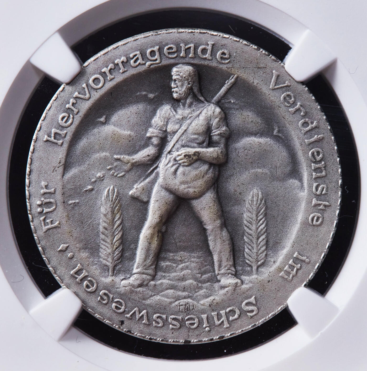 【俄甄集藏】2025年(044)11-12星期三晚 19:30 全场包邮 瑞士1940年纪念联邦射击节银质奖章，NGC MS65，授予卡尔·布伦纳，磨砂底板，顶级状态