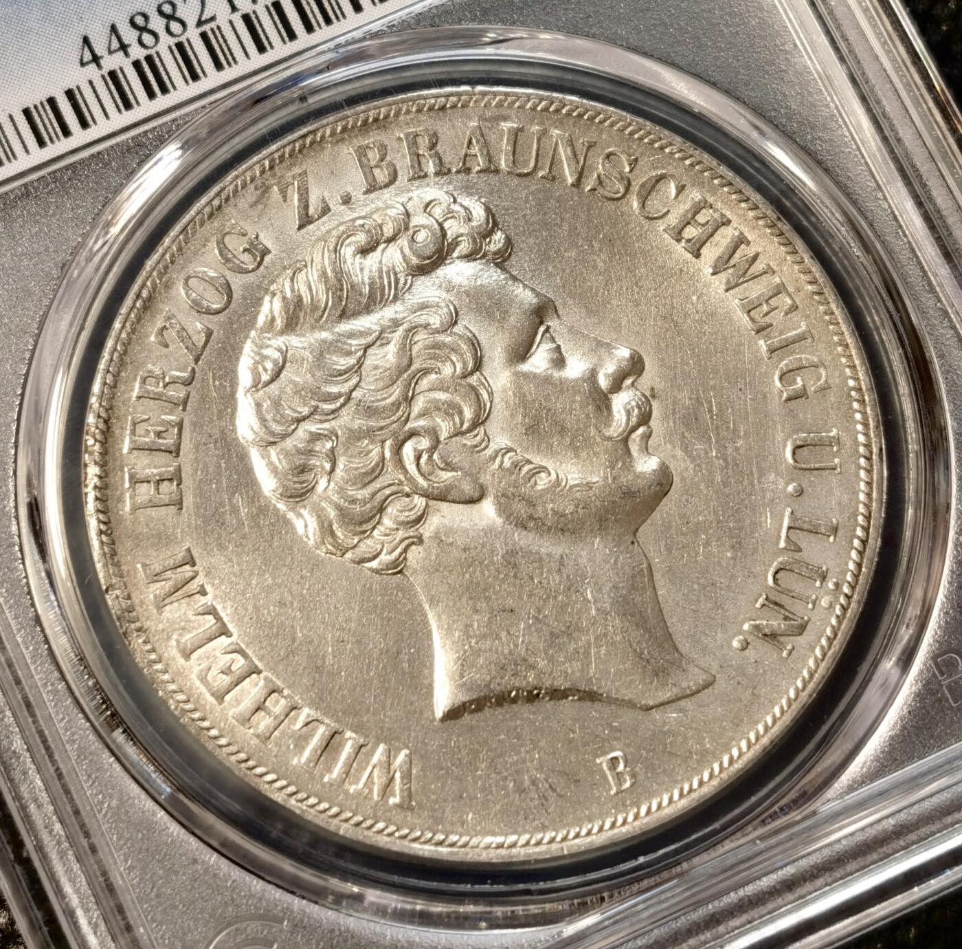 甄臻铺-世界币章拍卖（第38期）立冬小精品场，送拍享返佣金等优惠多多 PCGS-AU58 德国1854年 不伦瑞克狼堡威廉2泰勒大银币 盾徽版 流通主币，250000发行量，非常见年份 状态非常好，疑似低评，十字大转光